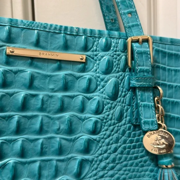 Brahmin Croc embossed bag - Picture 3 of 7